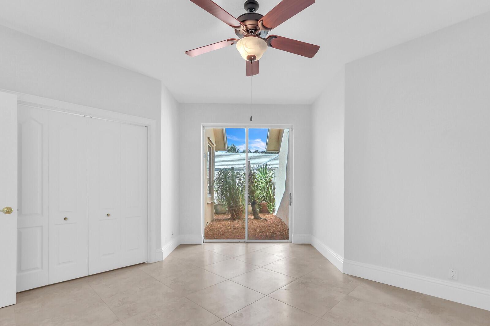 HERITAGE OAKS - Residential