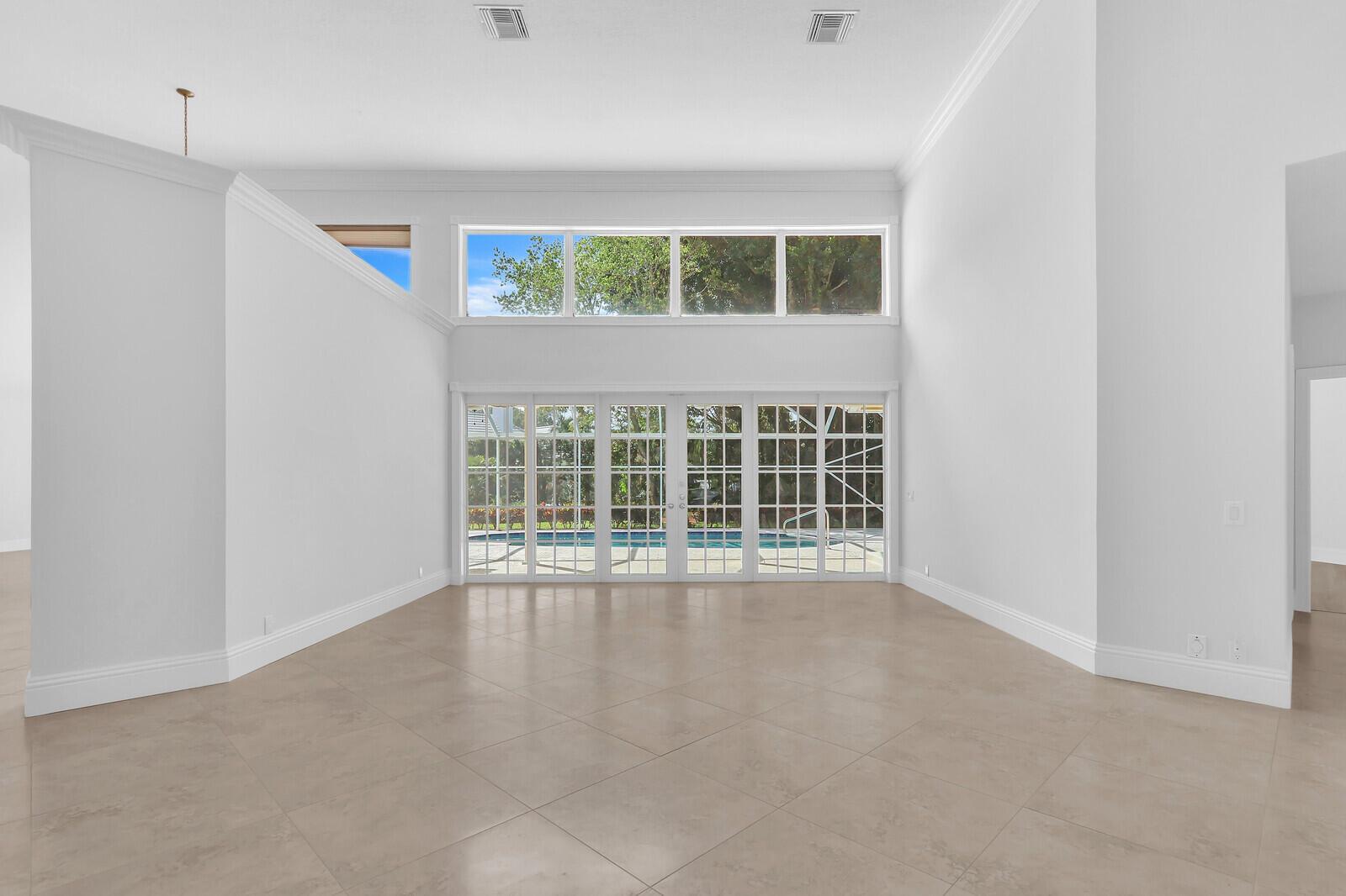 HERITAGE OAKS - Residential