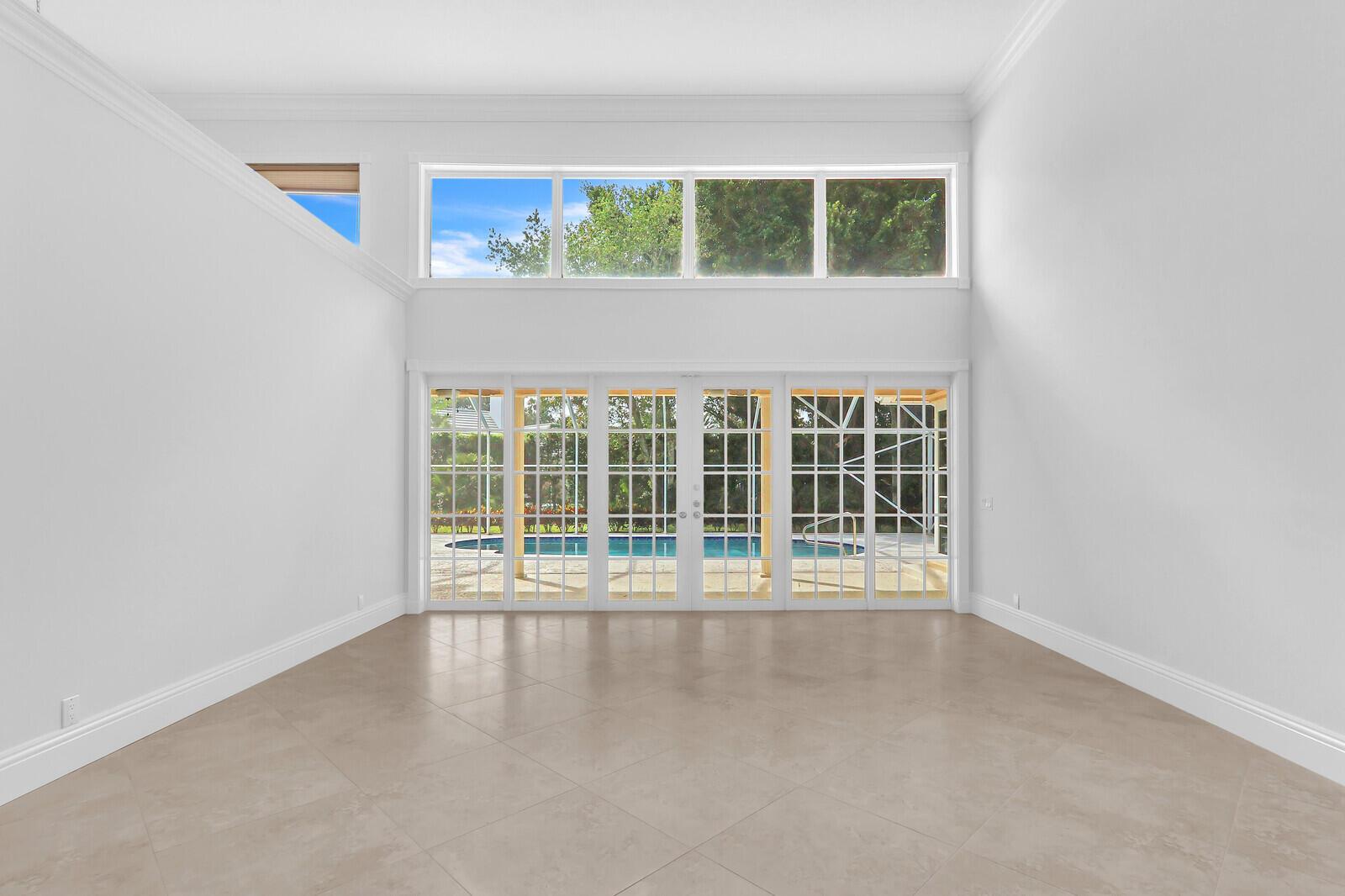 HERITAGE OAKS - Residential