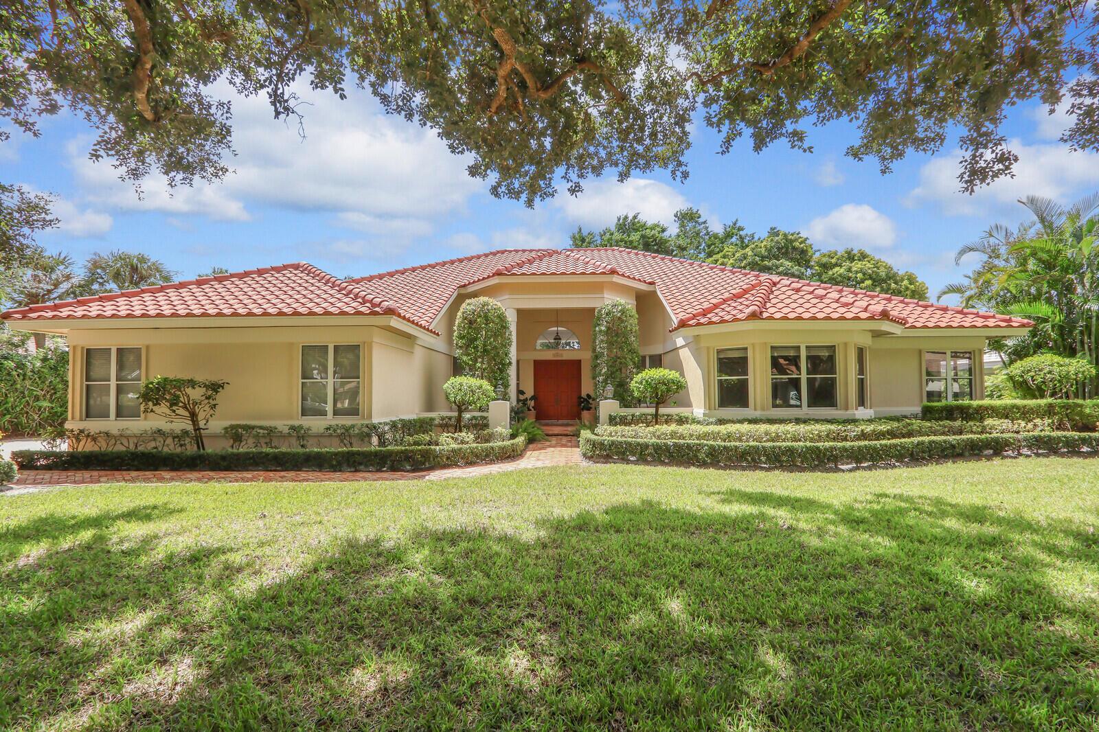 HERITAGE OAKS - Residential