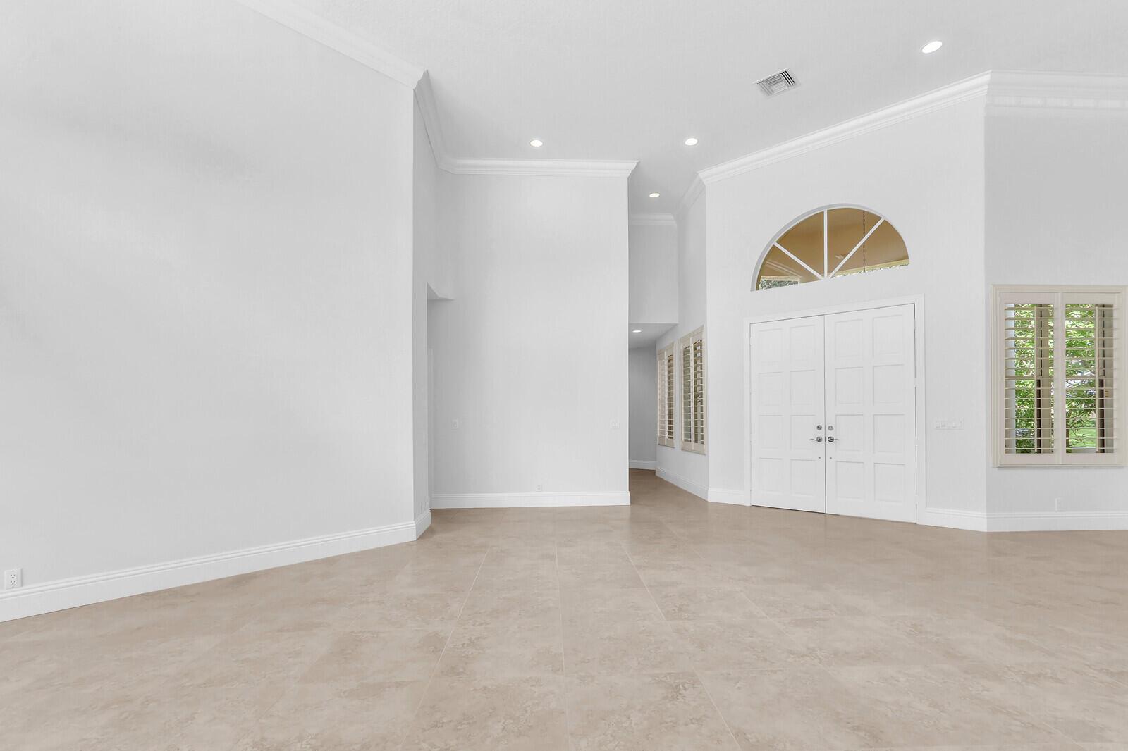 HERITAGE OAKS - Residential