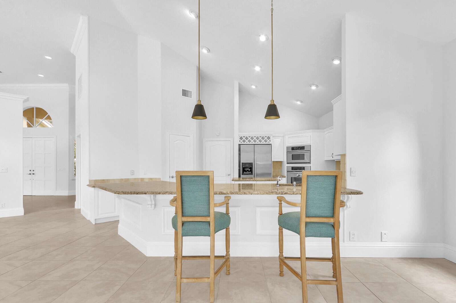 HERITAGE OAKS - Residential