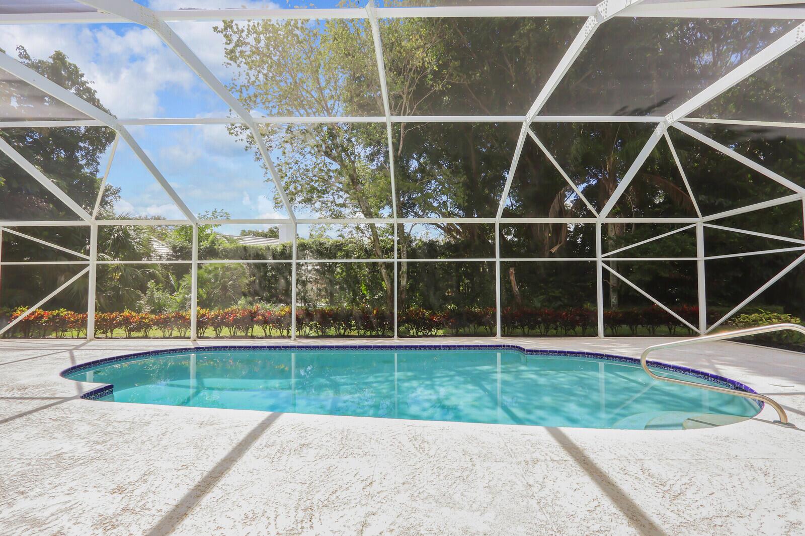 HERITAGE OAKS - Residential