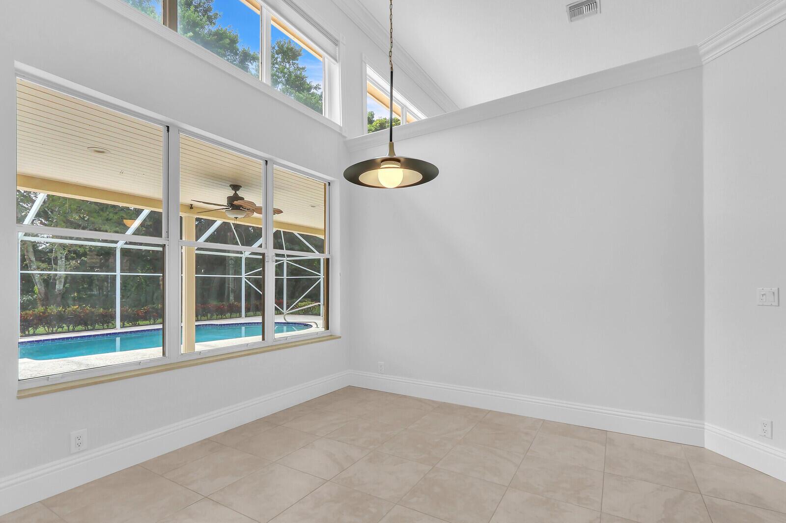 HERITAGE OAKS - Residential