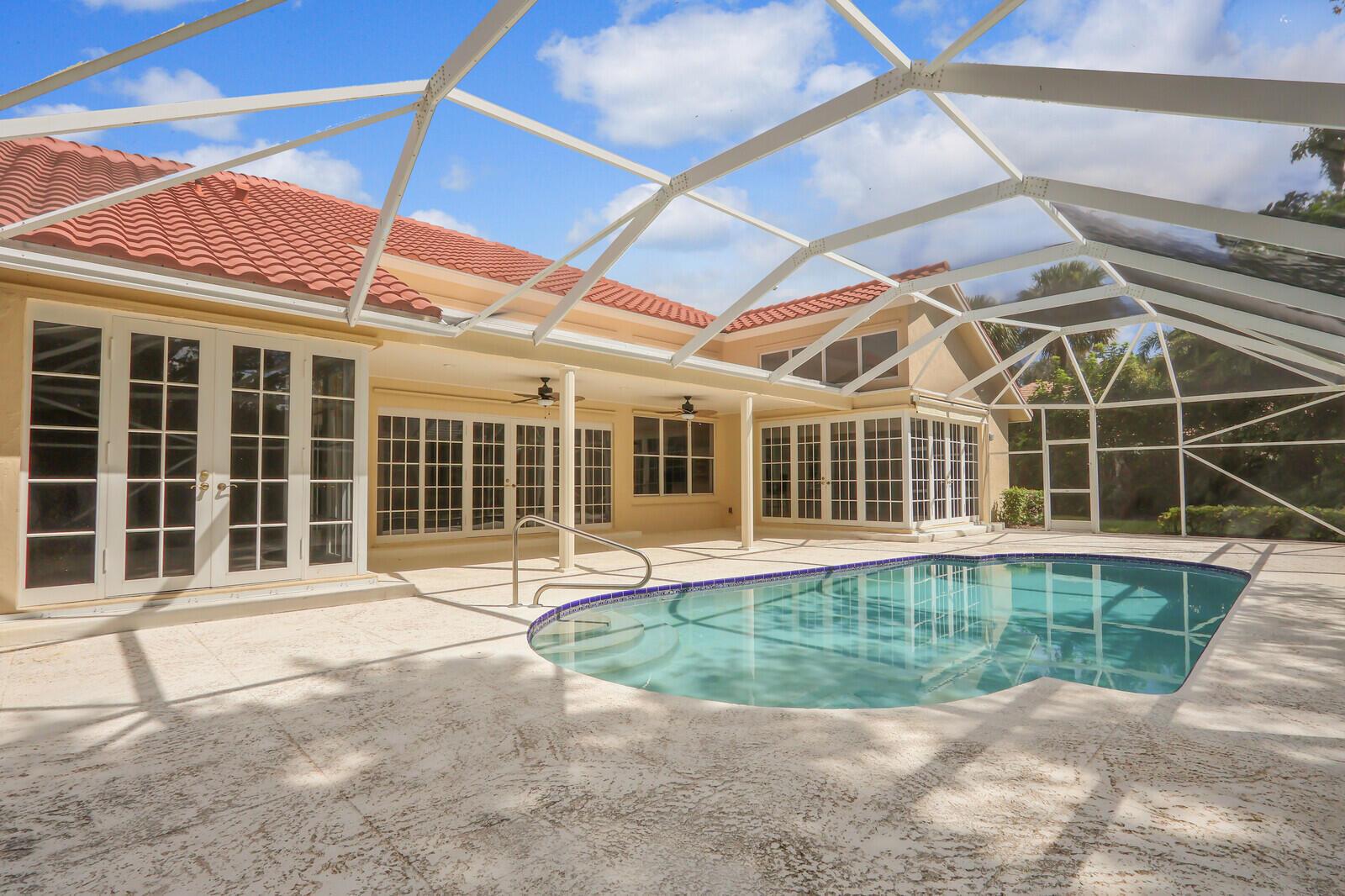 HERITAGE OAKS - Residential