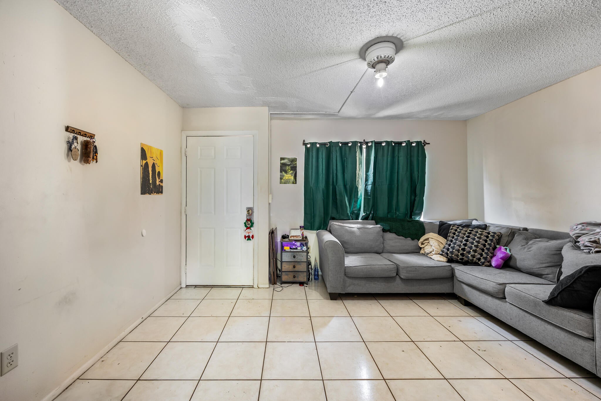 View photos, virtual tours, details... 1910 South Street