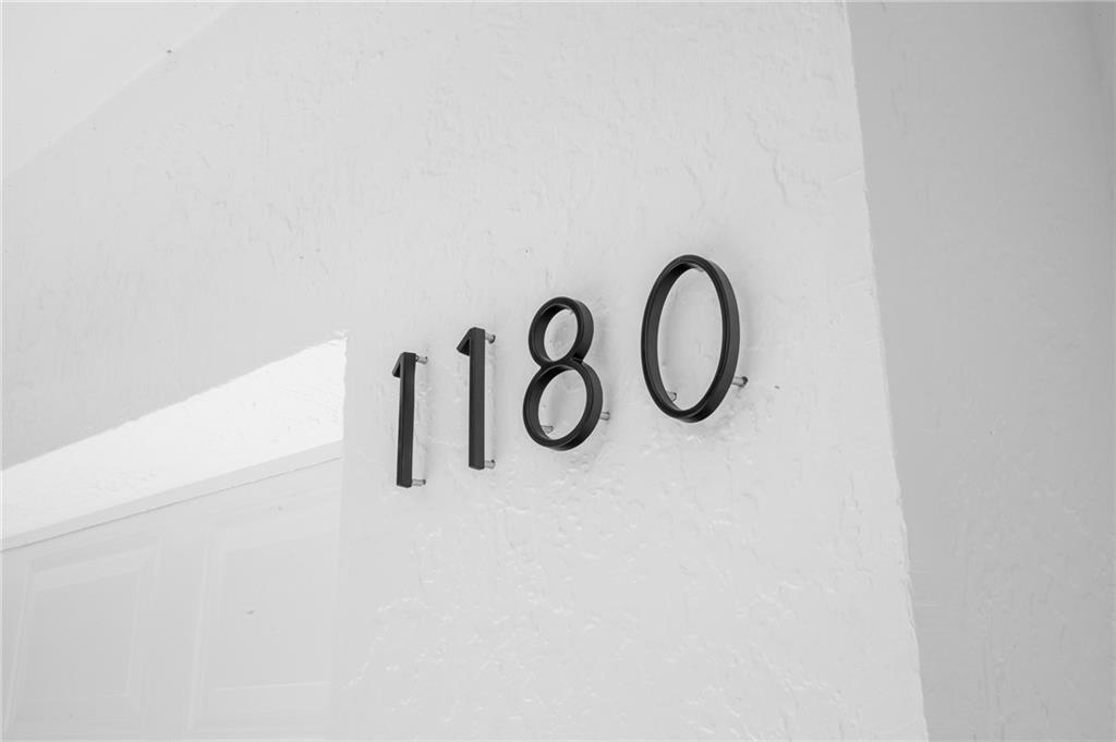 Lauderdale West 3 Sec 83- - Residential