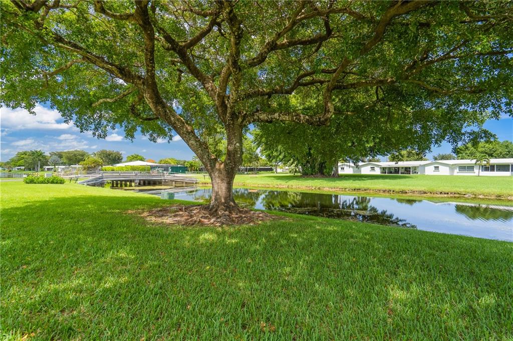 Lauderdale West 3 Sec 83- - Residential