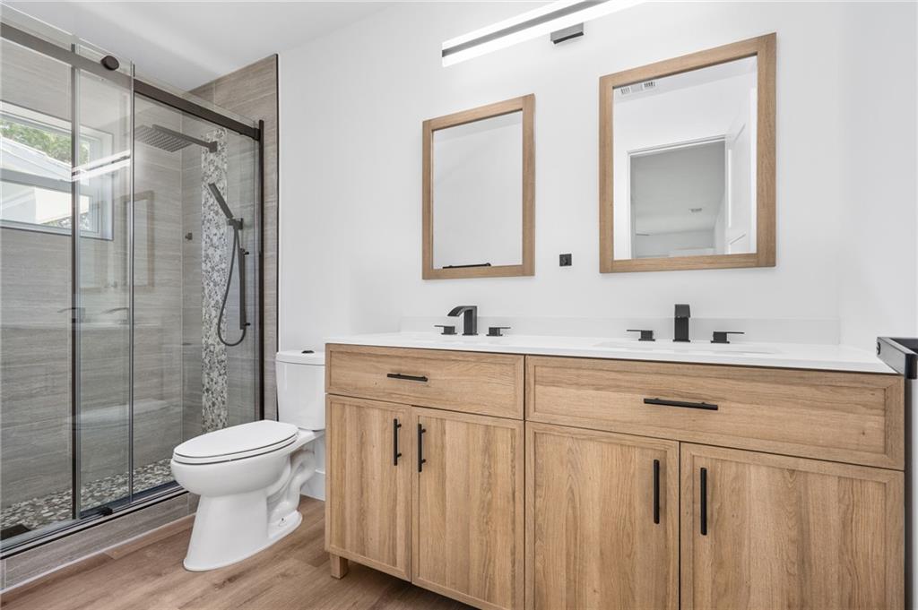 Lauderdale West 3 Sec 83- - Residential