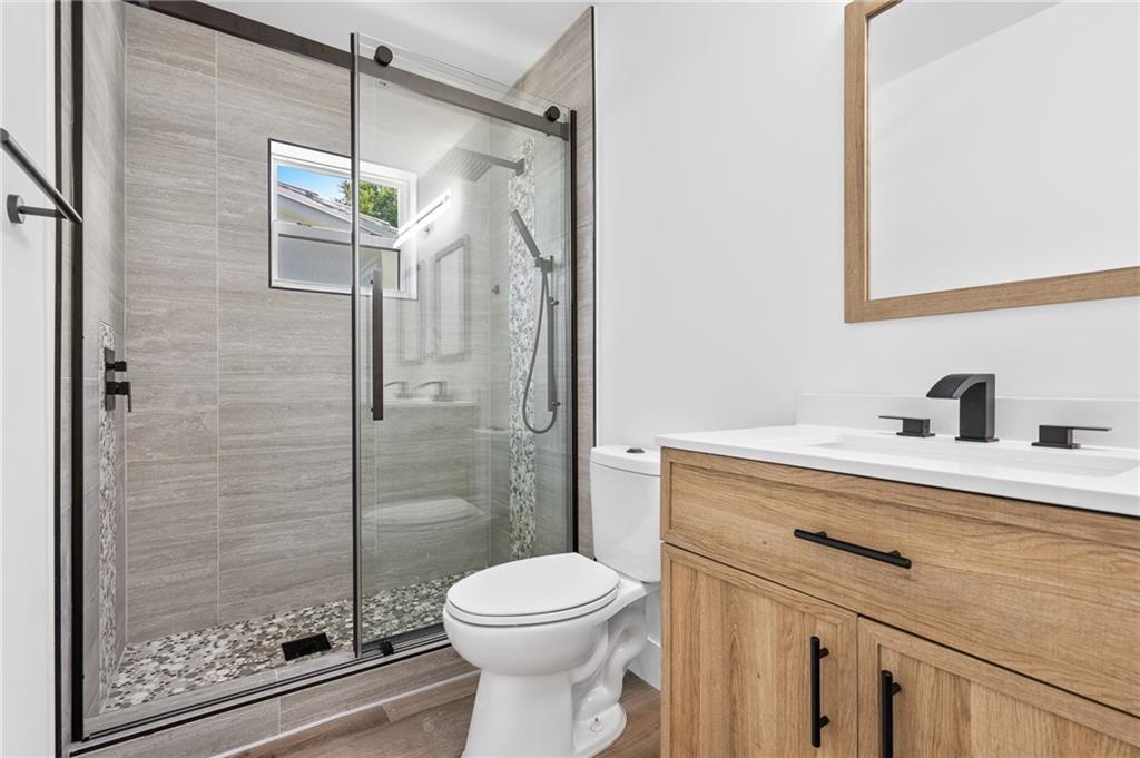 Lauderdale West 3 Sec 83- - Residential