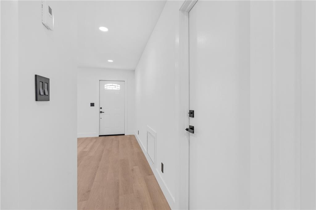 Lauderdale West 3 Sec 83- - Residential