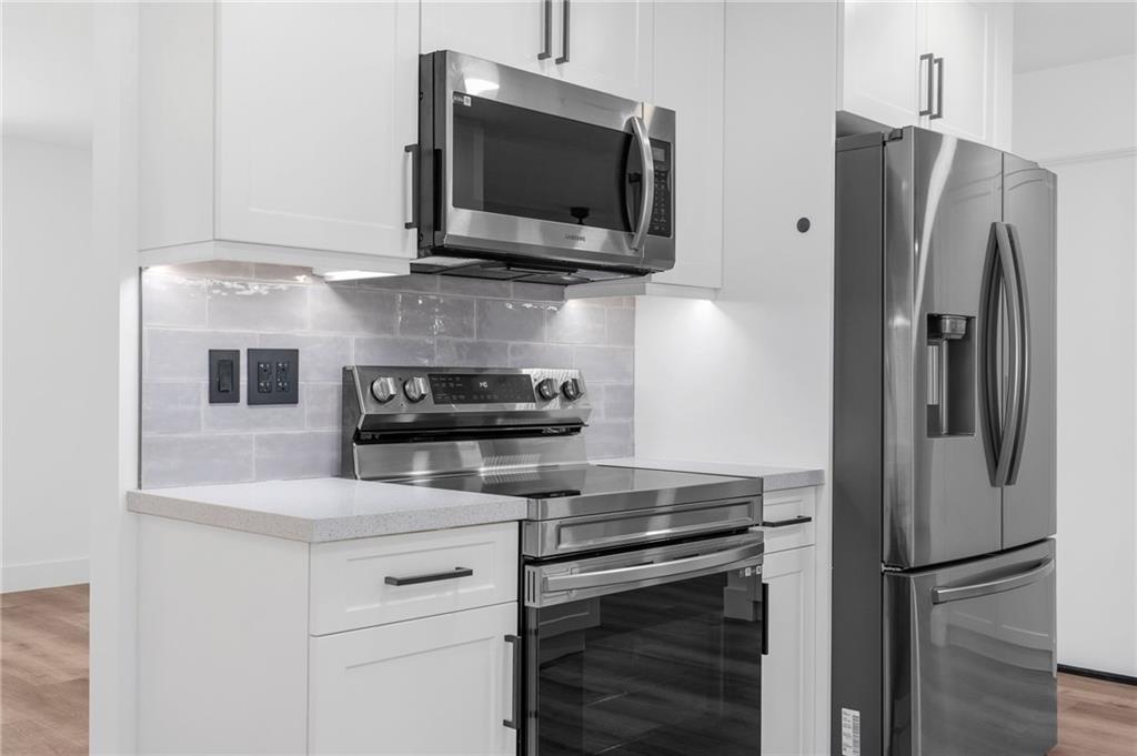 Lauderdale West 3 Sec 83- - Residential