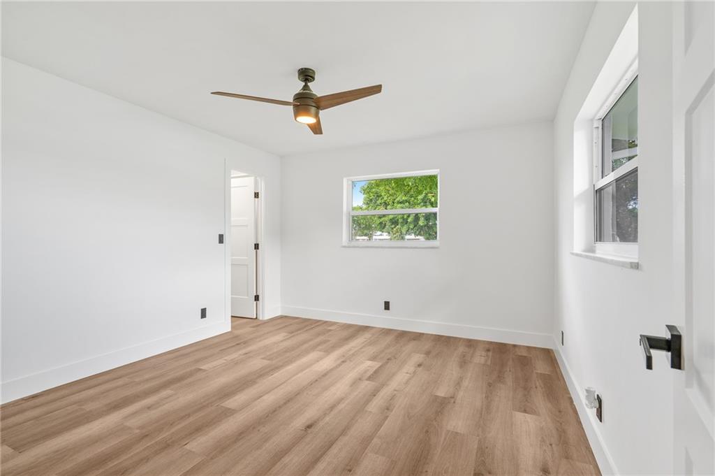 Lauderdale West 3 Sec 83- - Residential