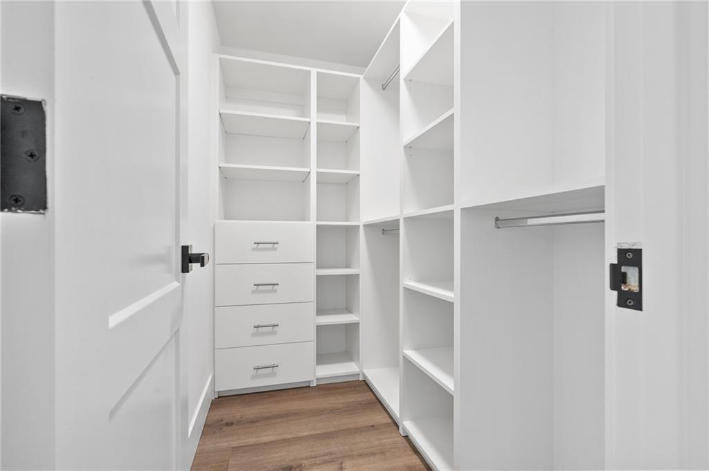 Lauderdale West 3 Sec 83- - Residential