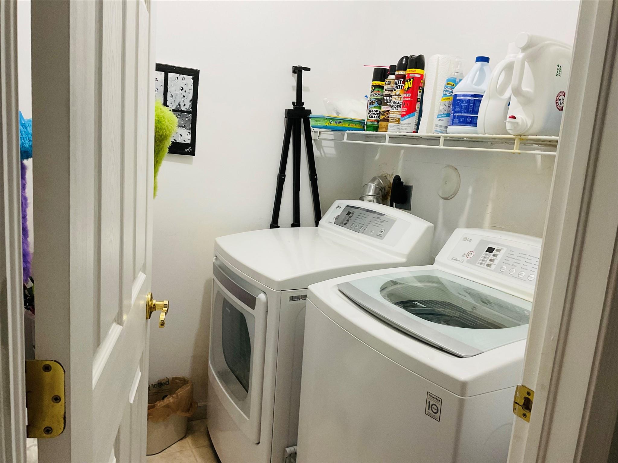 Banyan Oakridge 157-44 B - Residential