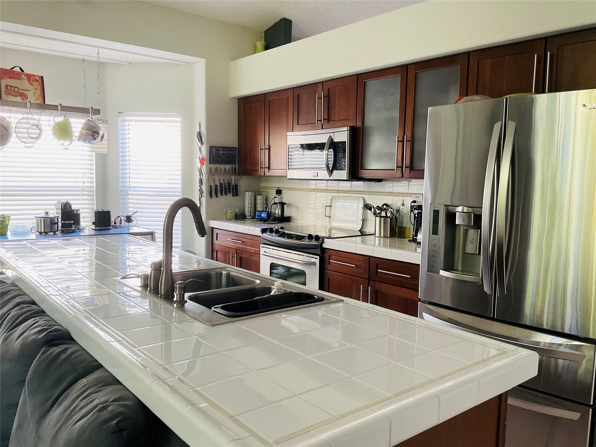 Banyan Oakridge 157-44 B - Residential