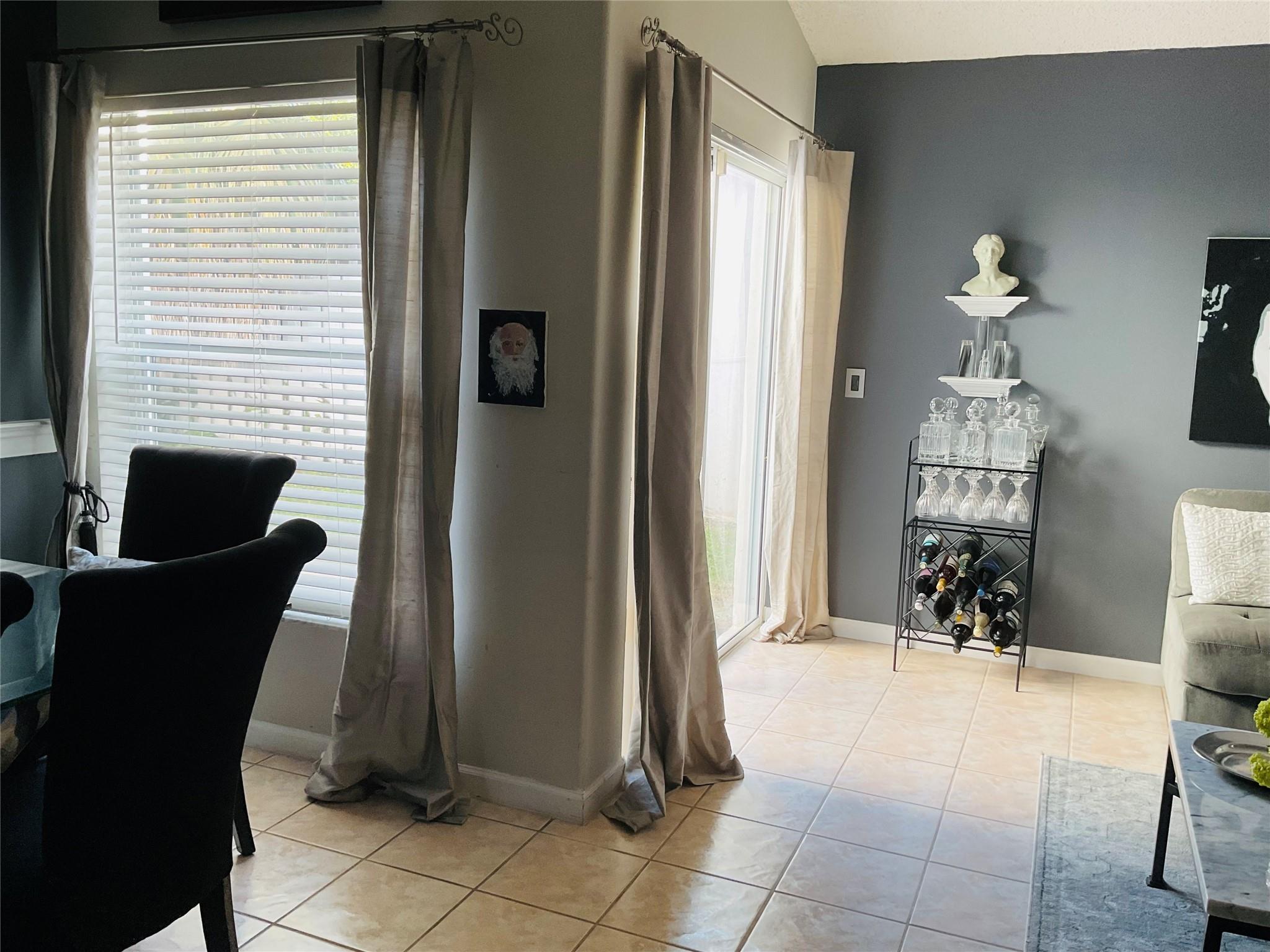 Banyan Oakridge 157-44 B - Residential