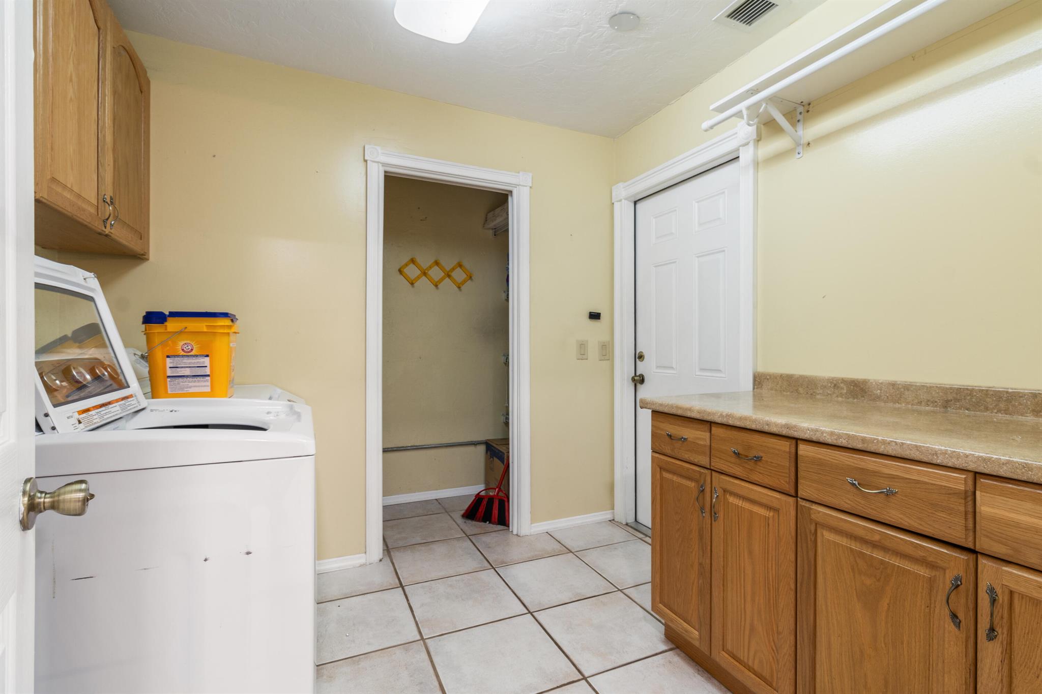 FLA MANGO ESTATES AS - Residential Lease