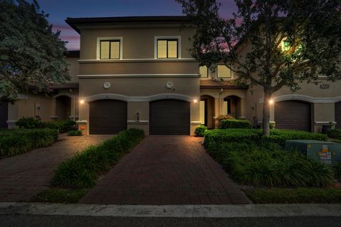 A home in Oakland Park