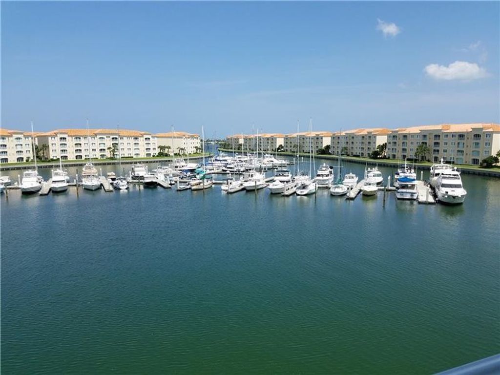Photo of 12 Harbour Isle Drive #Ph02, Fort Pierce, FL 34949 (MLS # F10464540)