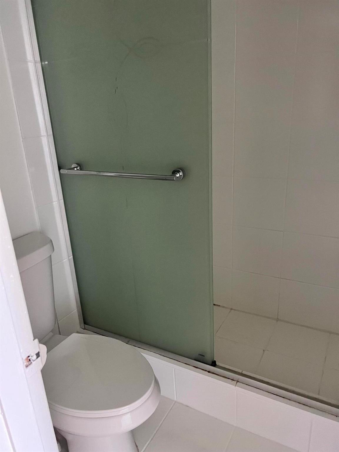 SPANISH OAKS CONDO - Residential Lease