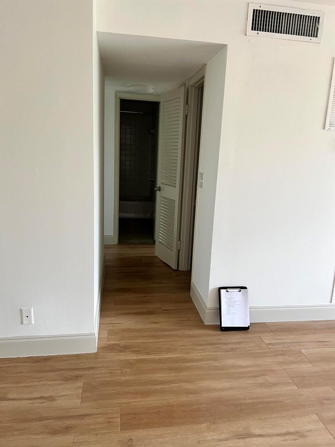 SPANISH OAKS CONDO - Residential Lease