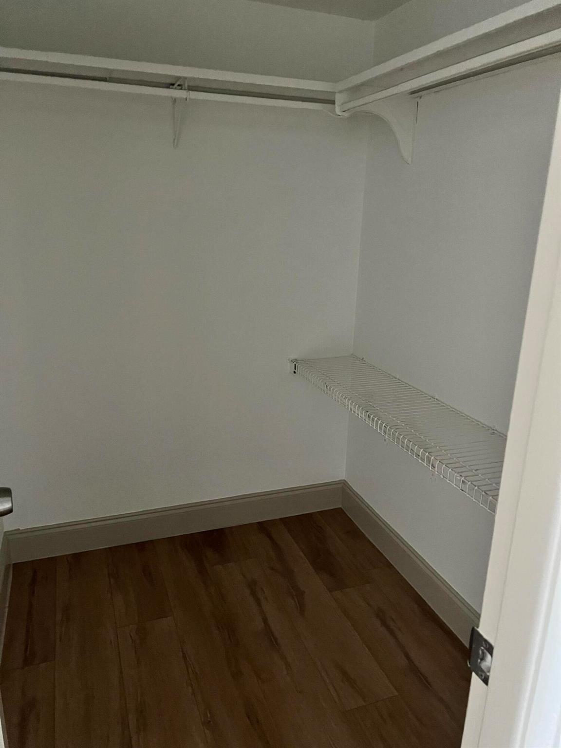 SPANISH OAKS CONDO - Residential Lease