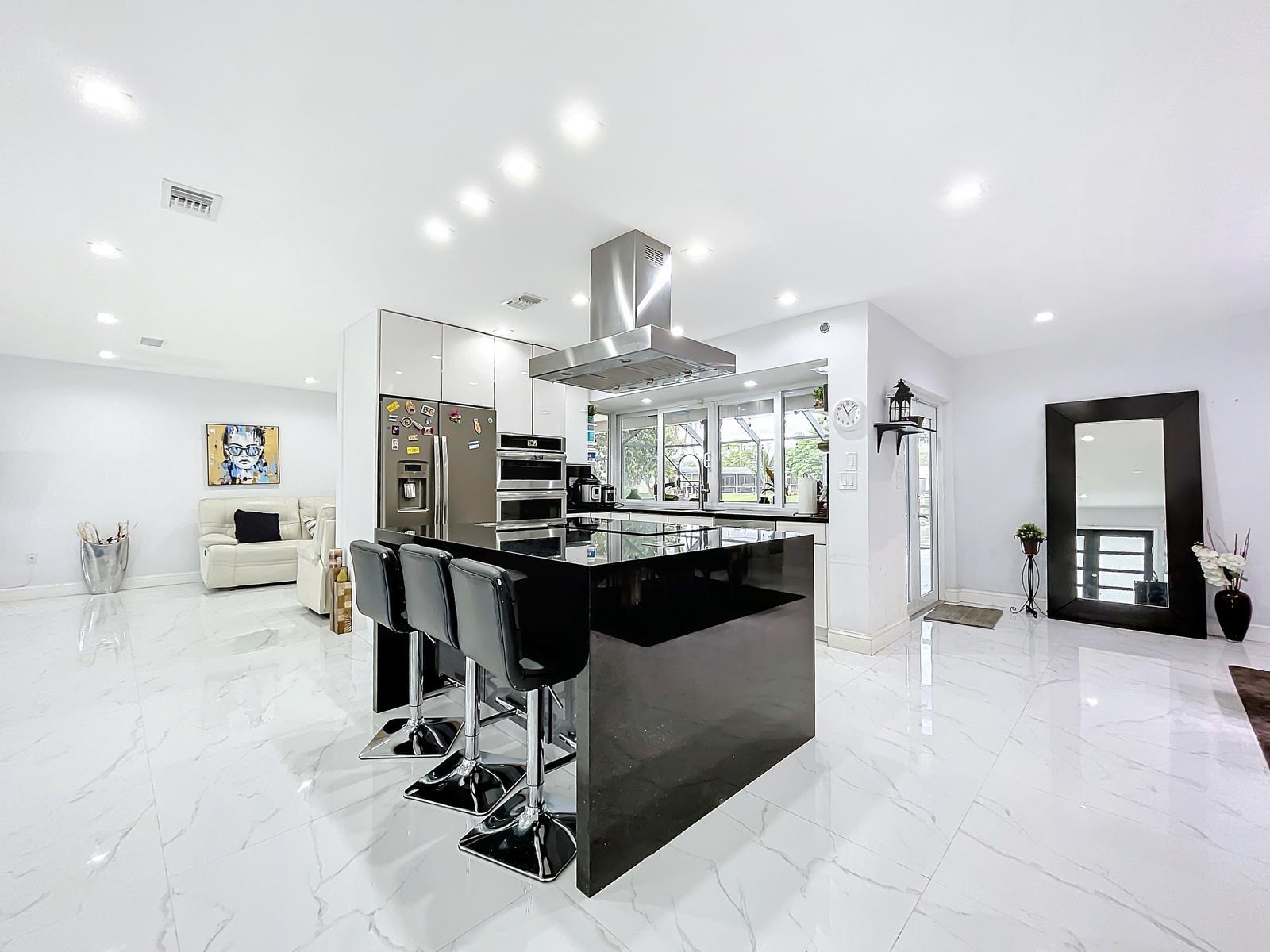 Sunrise Golf Village Sec - Residential Lease