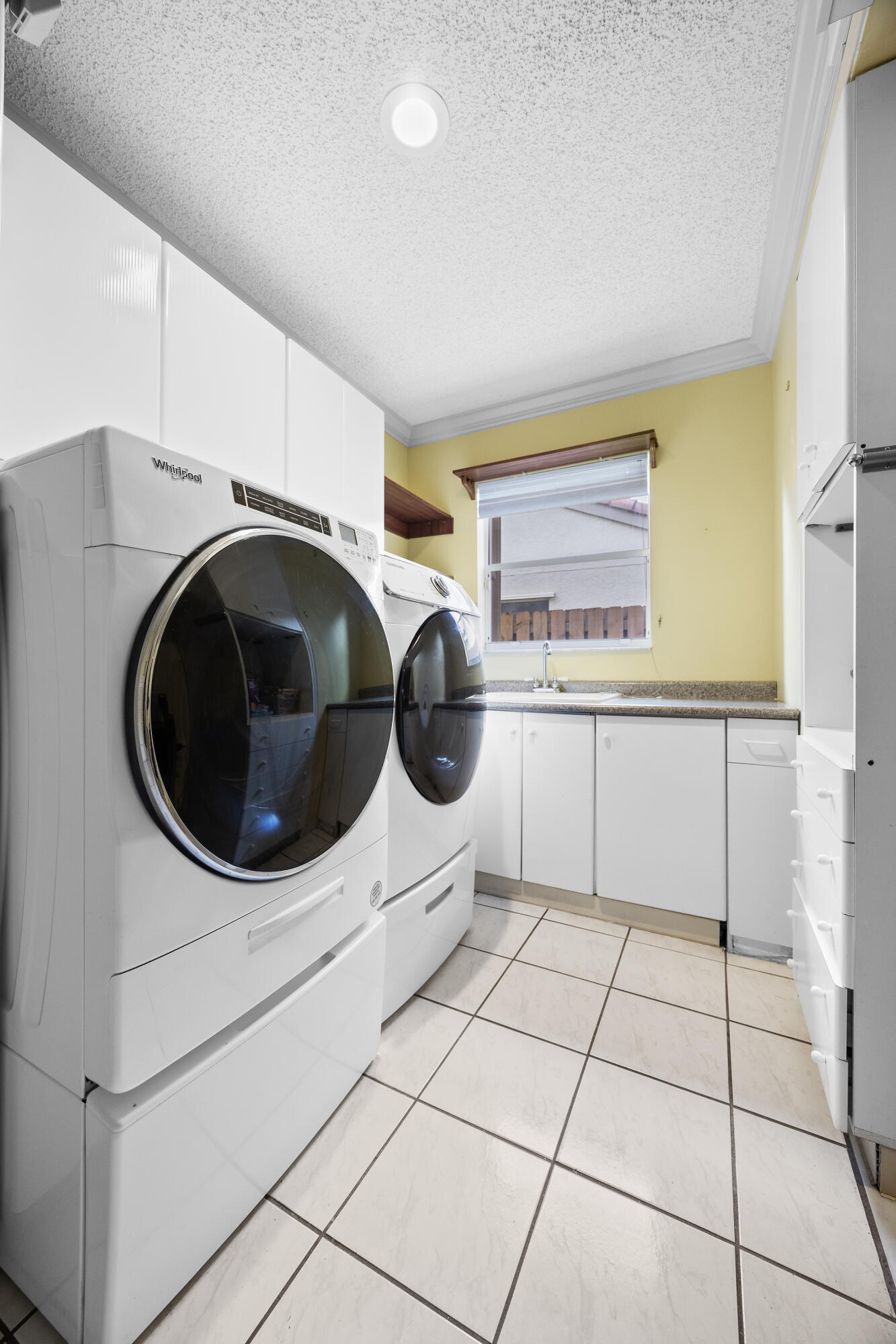 RAINBOW LAKES TR A - Residential