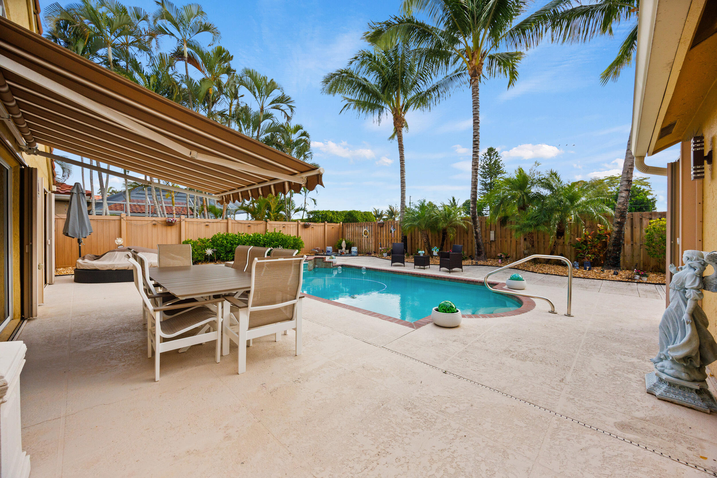 RAINBOW LAKES TR A - Residential