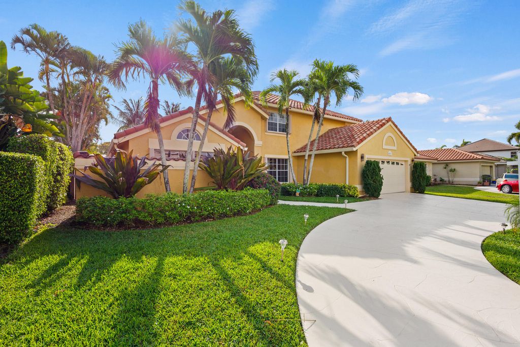 Photo of 5597 Descartes Circle, Boynton Beach, FL 33472 (MLS # B26012413)