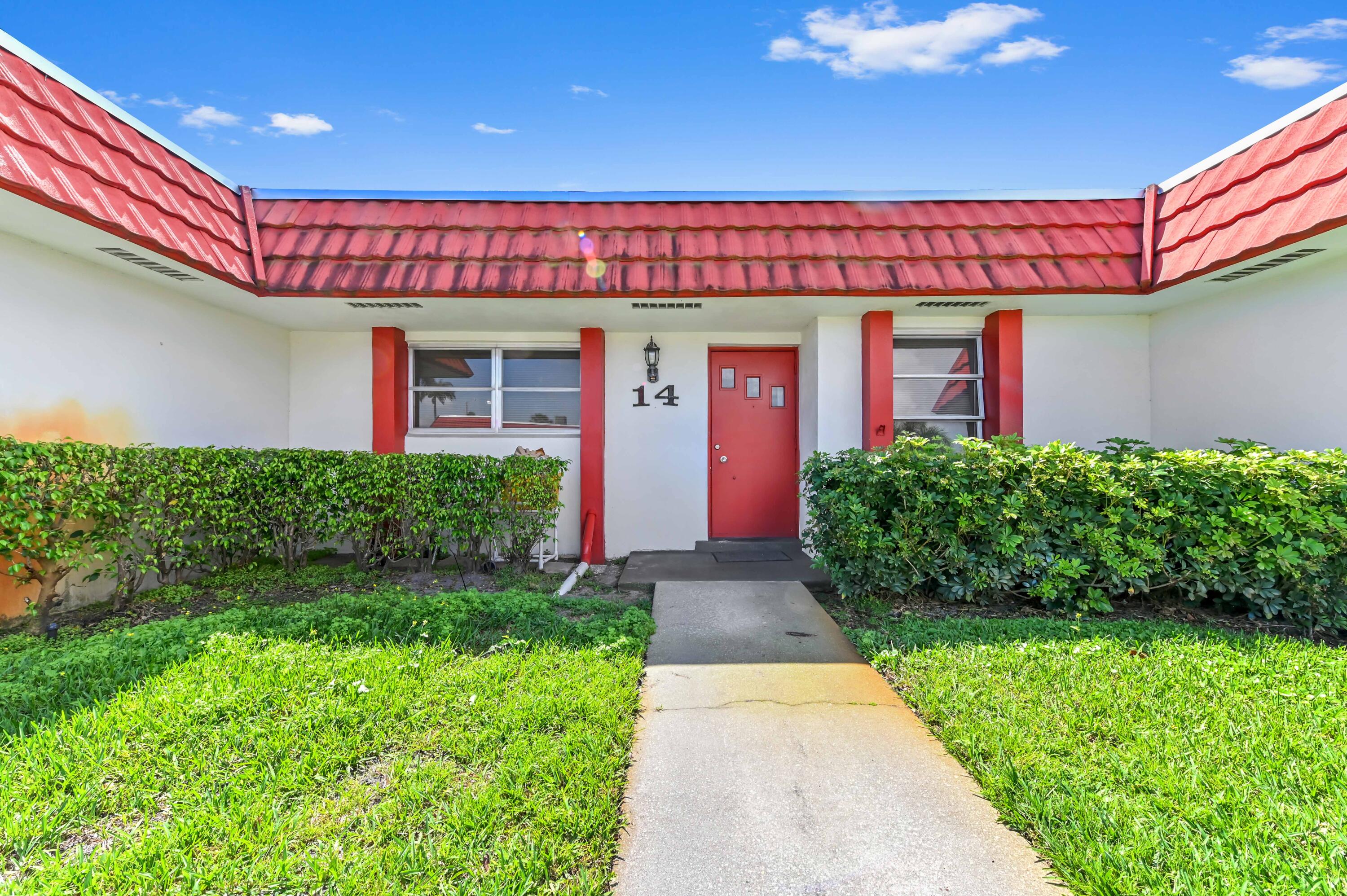 CRESTHAVEN TOWNHOMES - Residential