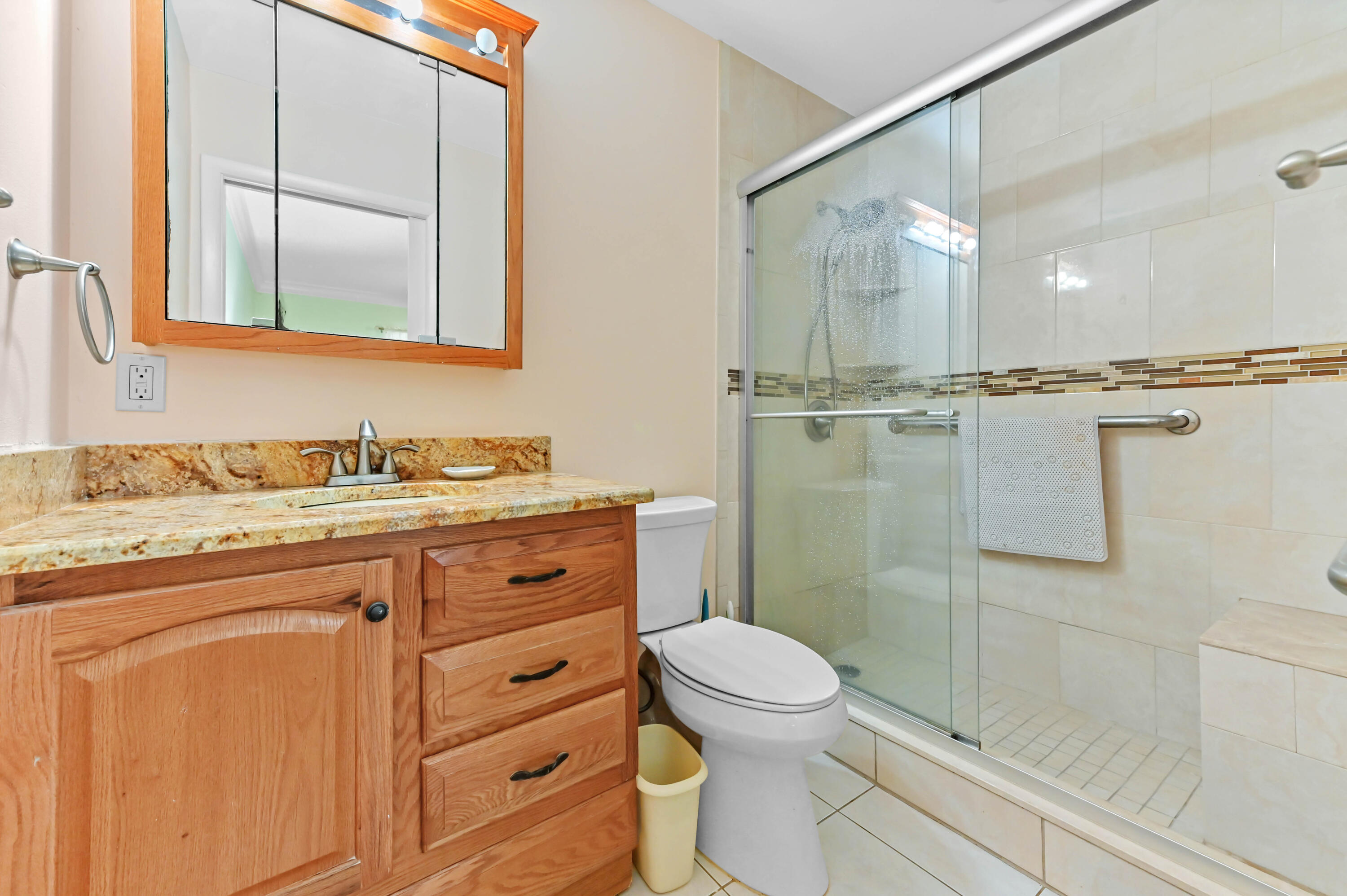 CRESTHAVEN TOWNHOMES - Residential