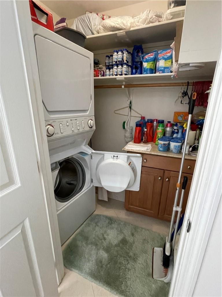 RANDALL TERRACE - Residential