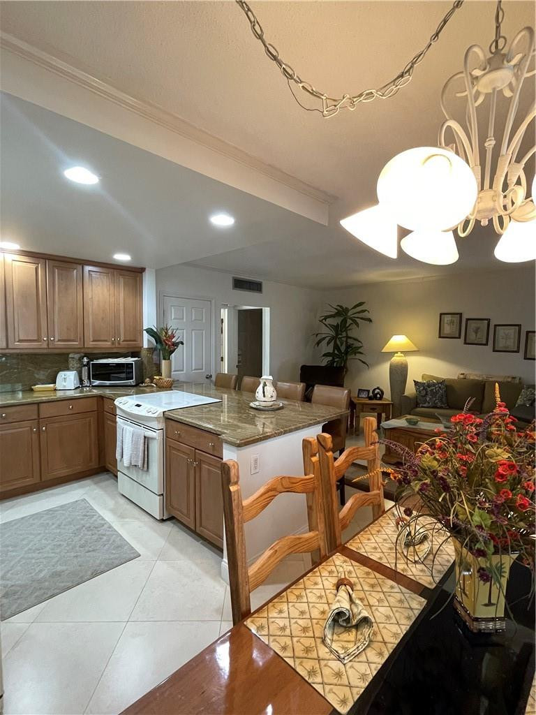 RANDALL TERRACE - Residential