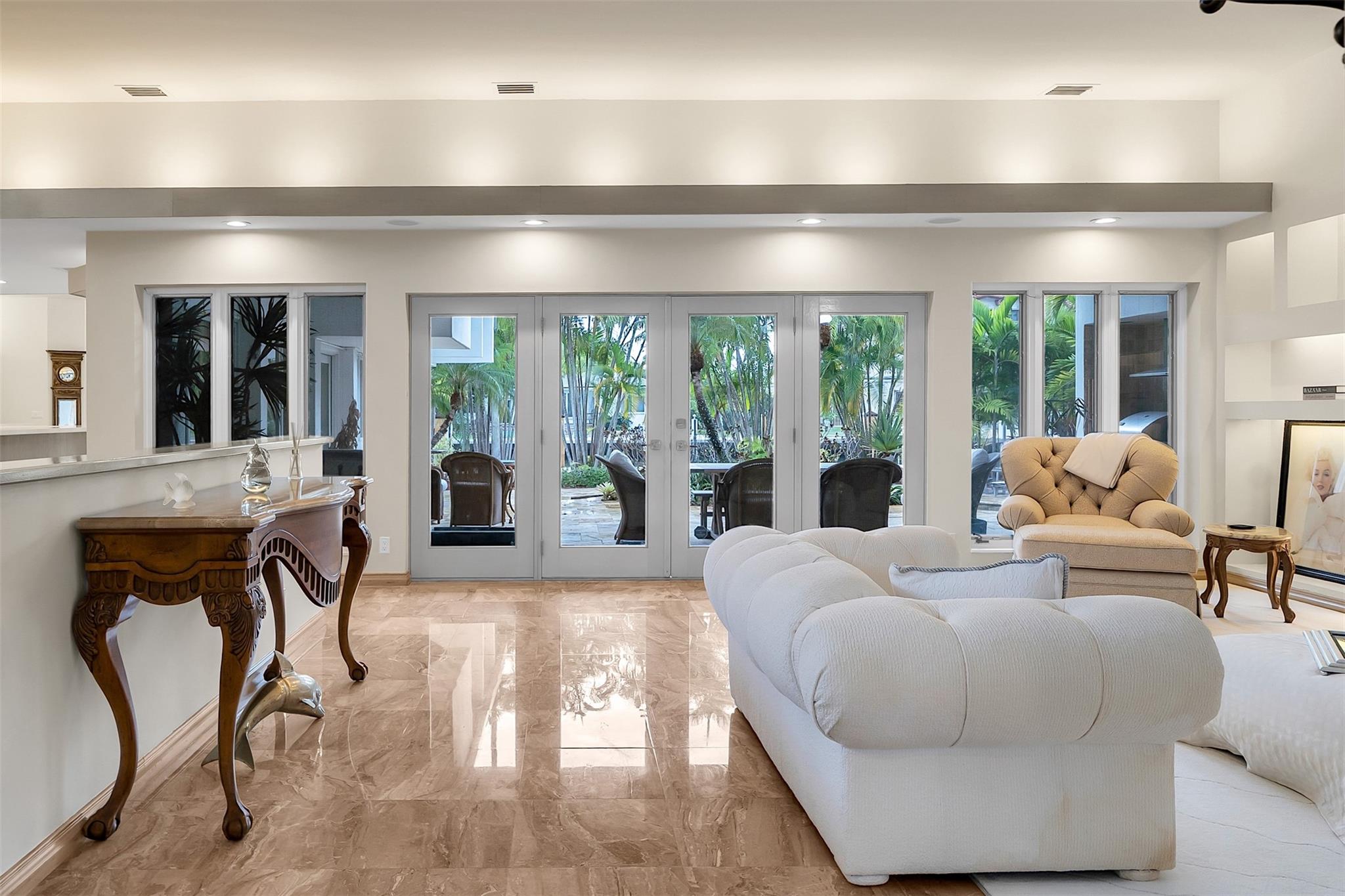 18 Nurmi Dr