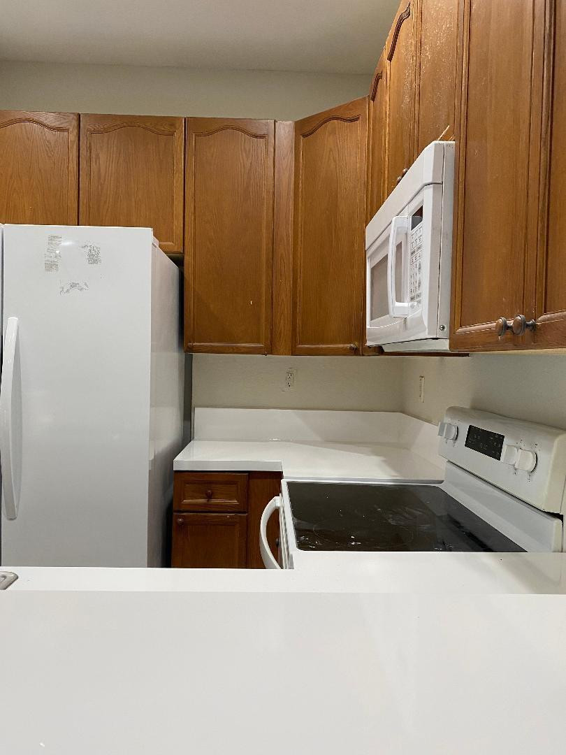 MERRICK PRESERVE - Residential Lease