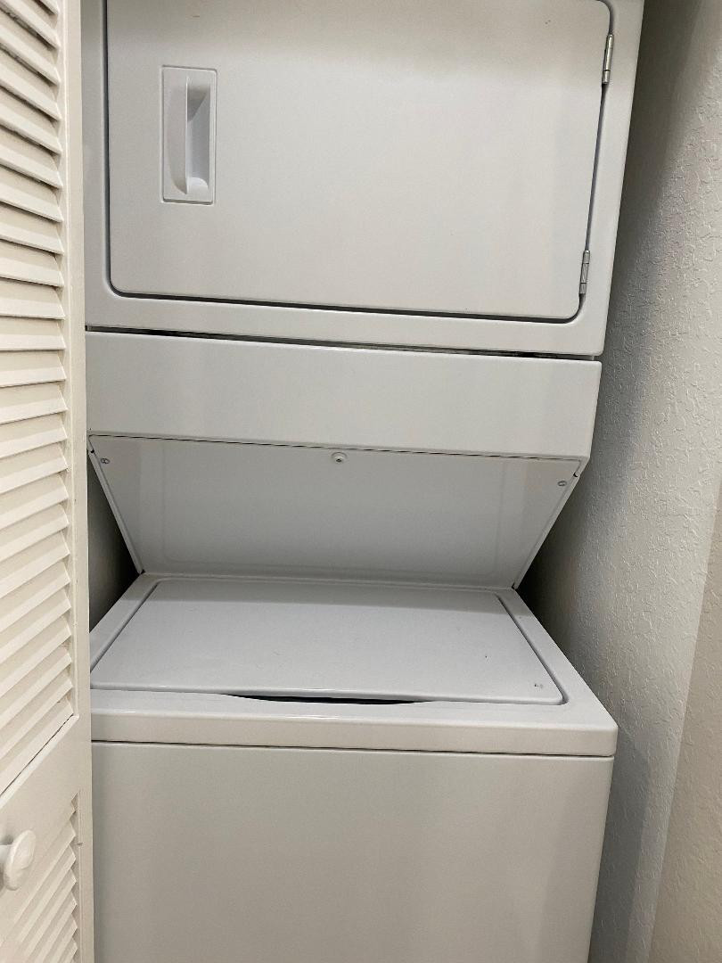 MERRICK PRESERVE - Residential Lease