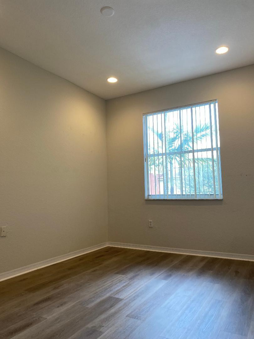 MERRICK PRESERVE - Residential Lease