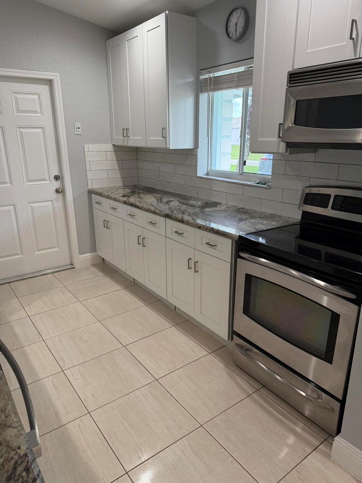 PORT ST LUCIE SECTION 30 - Residential