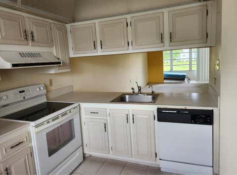 Tiny photo for 4501 Martinique Way #C2, Coconut Creek, FL 33066 (MLS # B26049612)