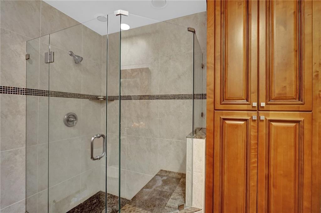 THE LANDINGS - Residential