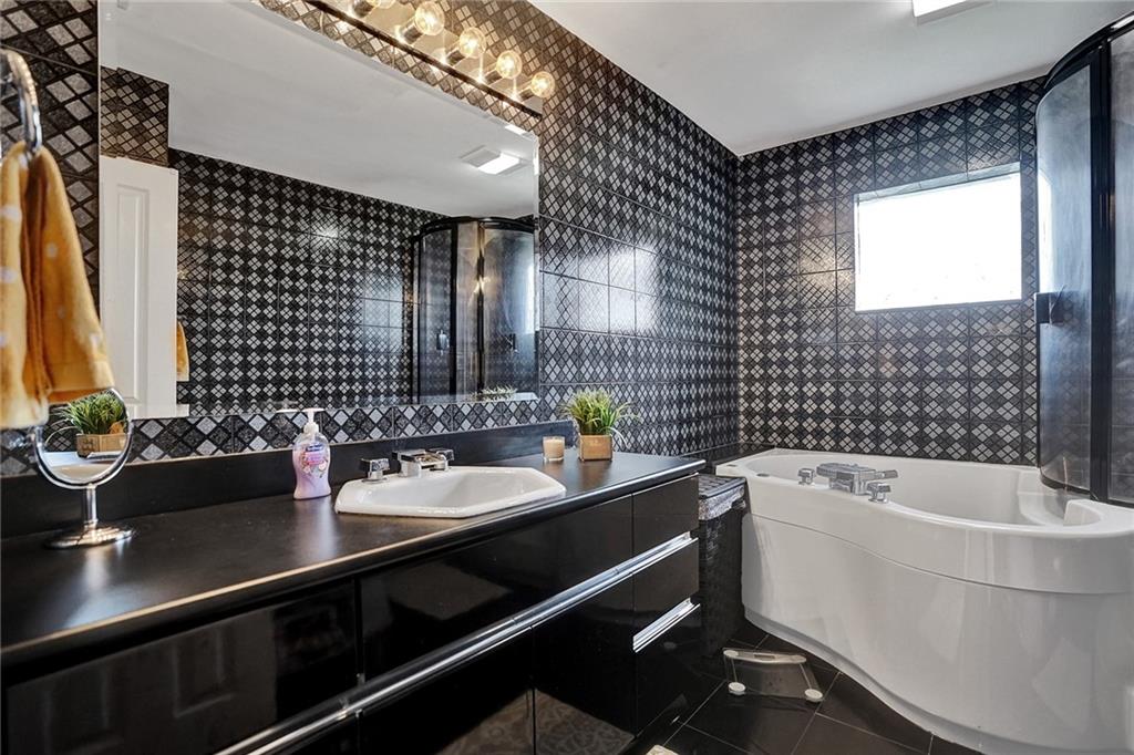 THE LANDINGS - Residential