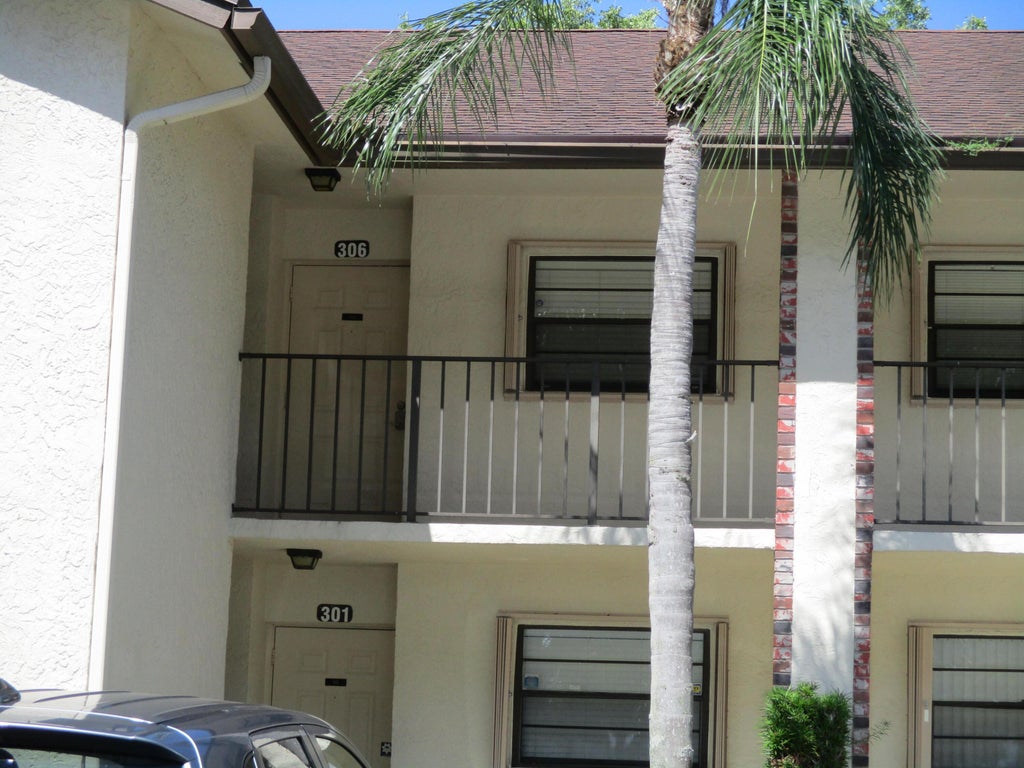 Photo of 23398 SW 57 Avenue #306, Boca Raton, FL 33428 (MLS # B26040893)