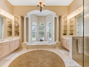 IMPERIAL WOODS - Residential