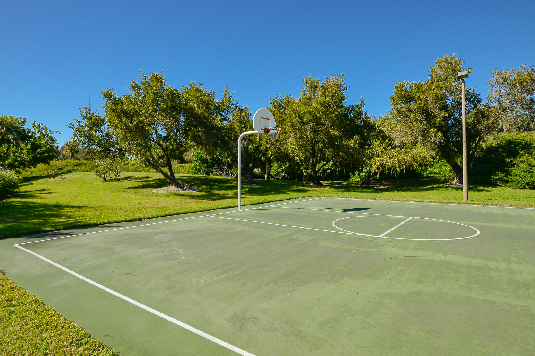 VILLAS AT SUNSET TRACE AT MARTIN DOWNS (AKA MARTIN - Residential
