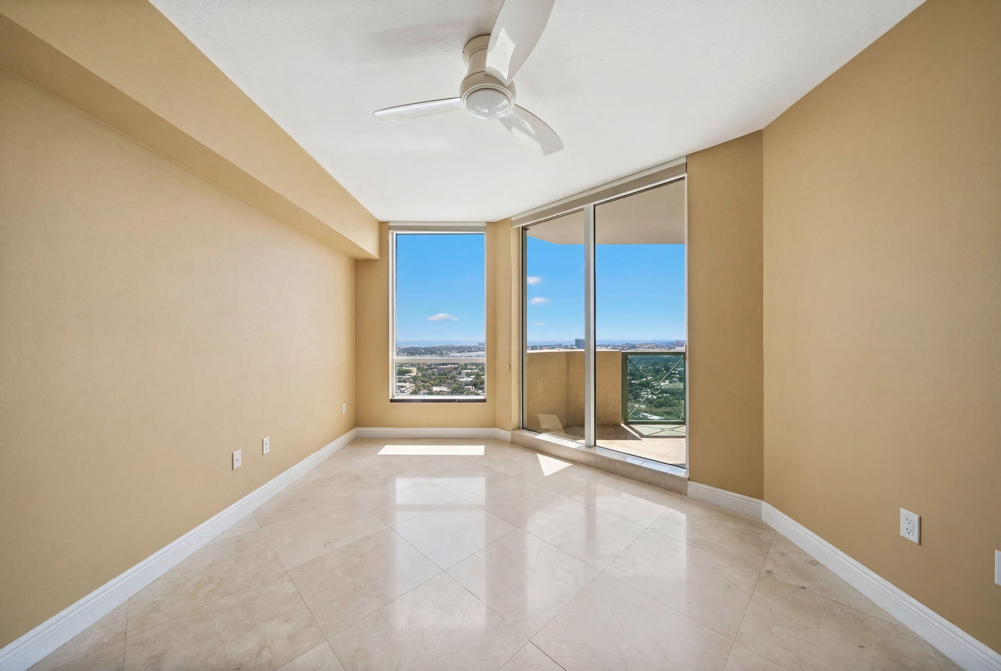 LAS OLAS GRAND CONDO - Residential