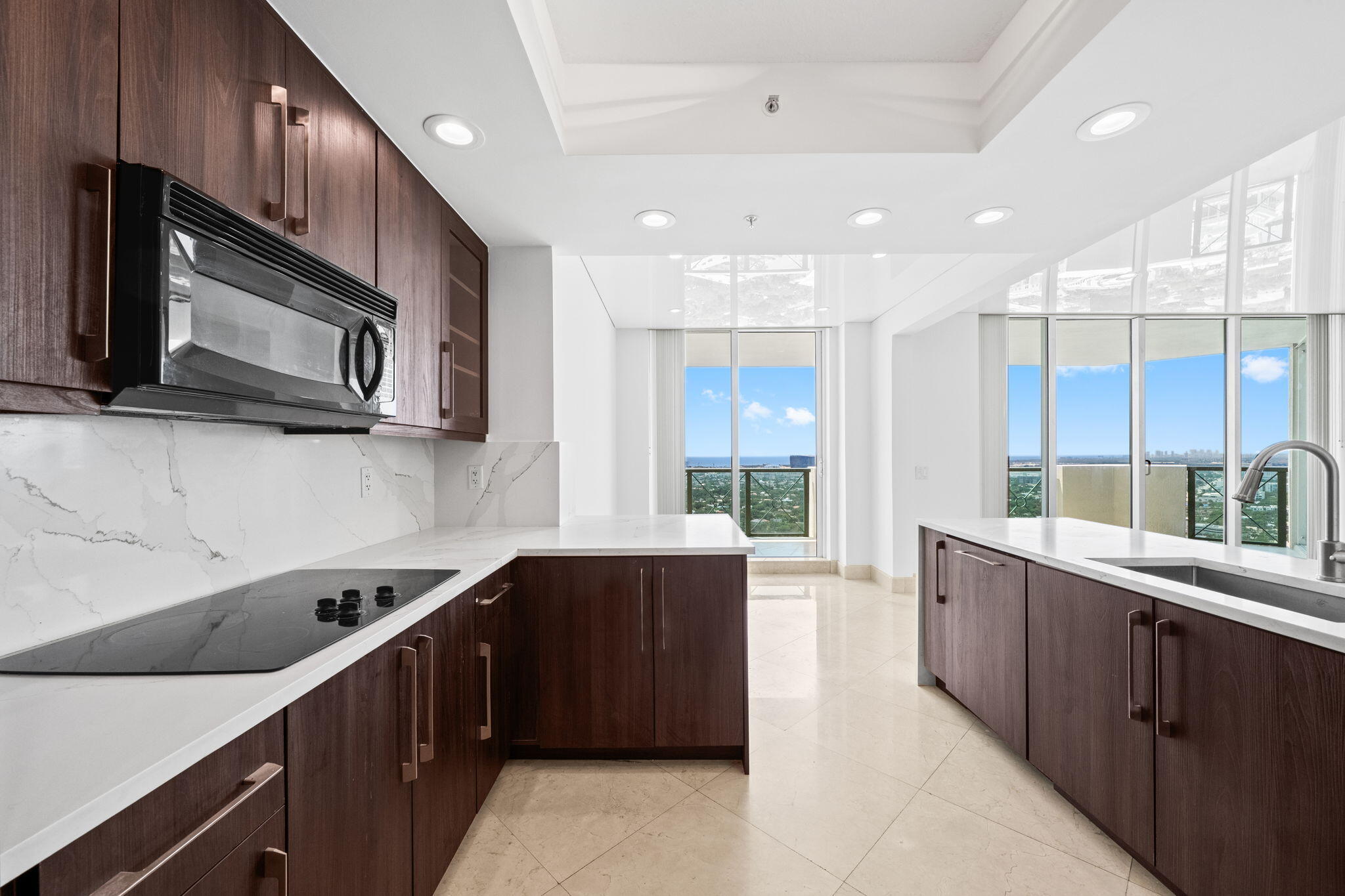 411 N New River Dr Drive E 3605