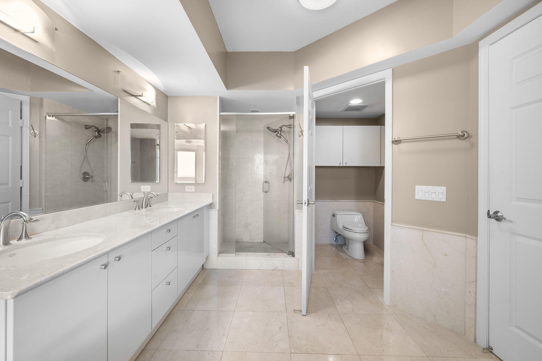 LAS OLAS GRAND CONDO - Residential