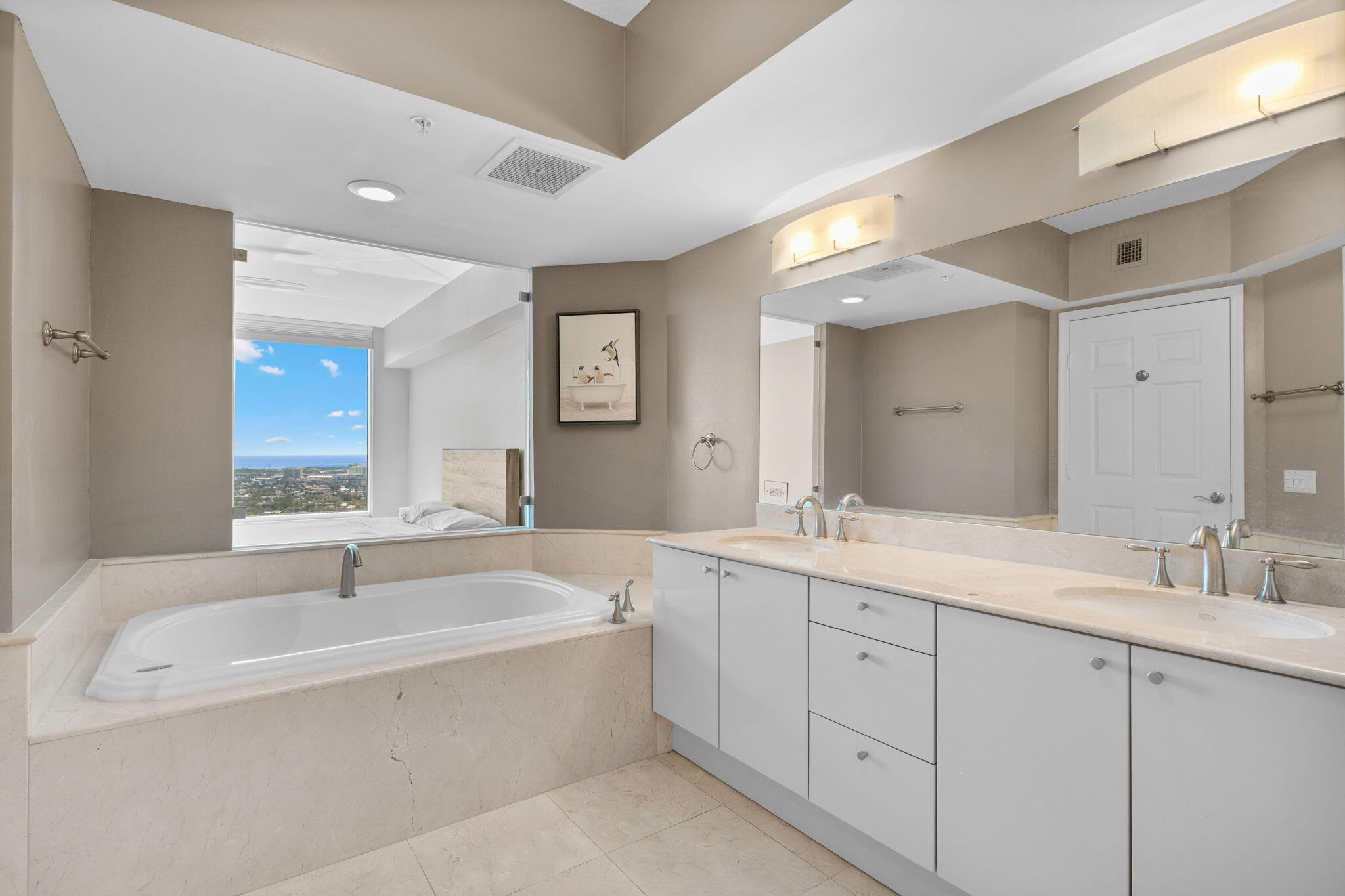 LAS OLAS GRAND CONDO - Residential